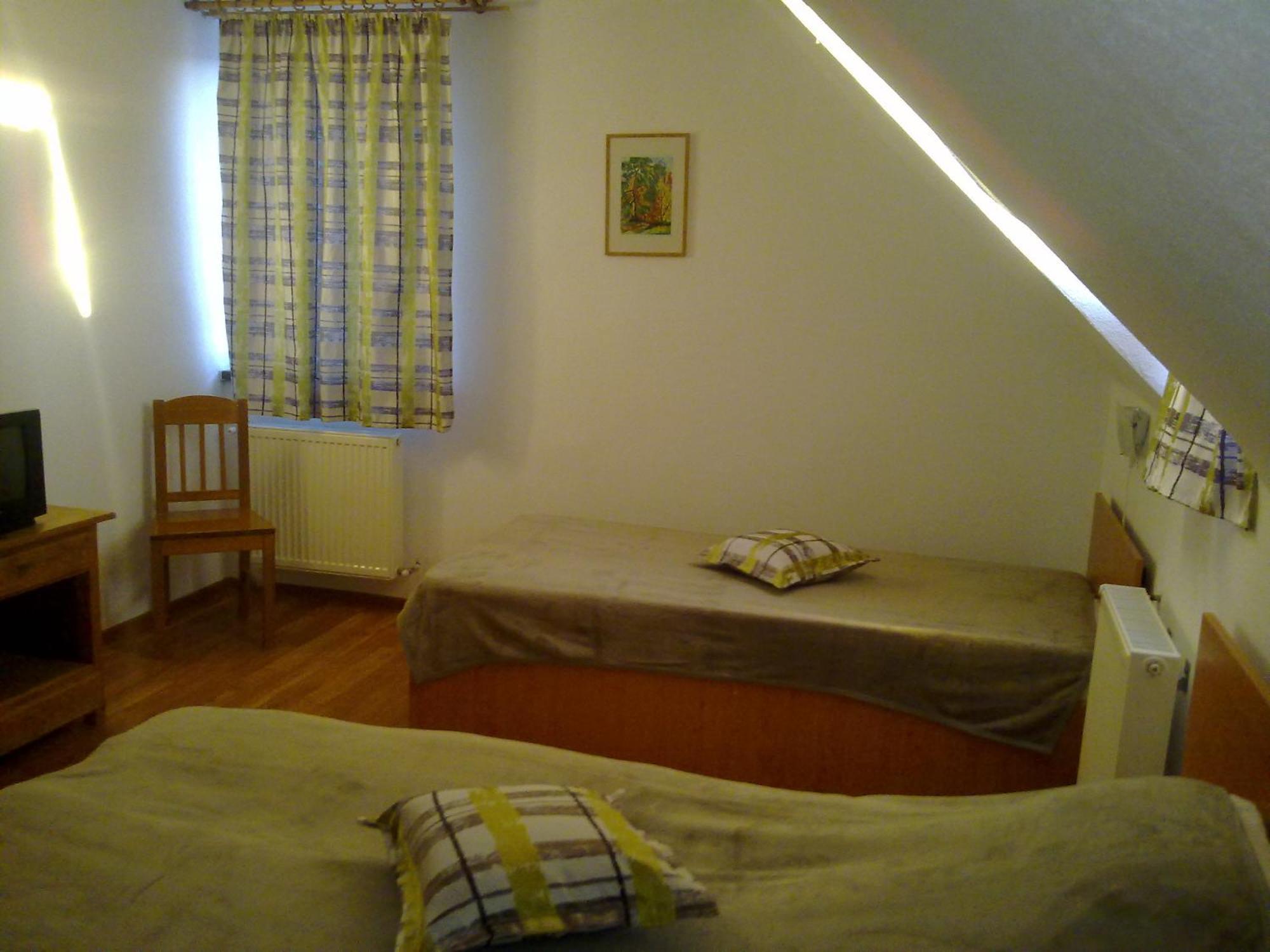Casa Dancs Hotel Kovászna Szoba fotó