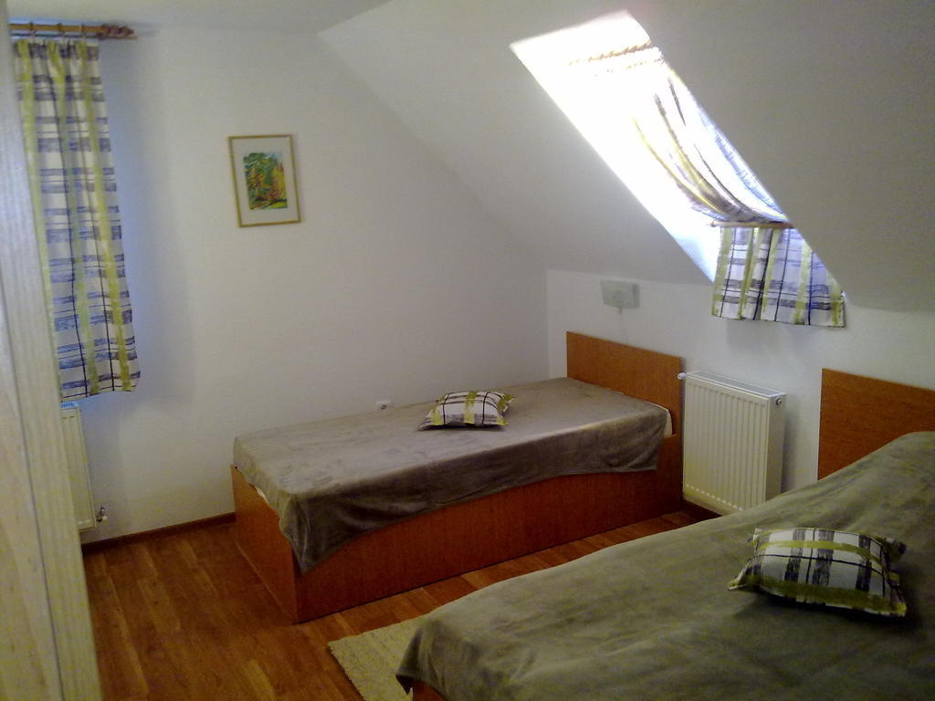 Casa Dancs Hotel Kovászna Szoba fotó