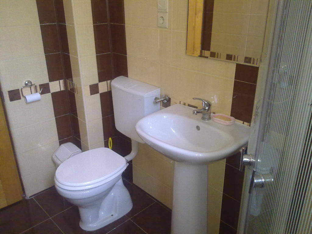 Casa Dancs Hotel Kovászna Szoba fotó