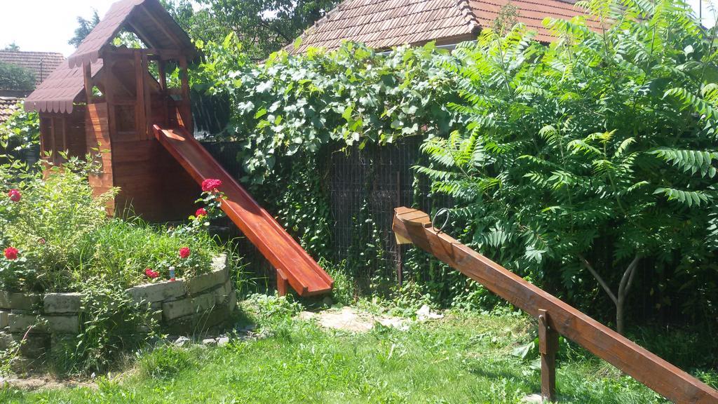 Casa Dancs Hotel Kovászna Kültér fotó